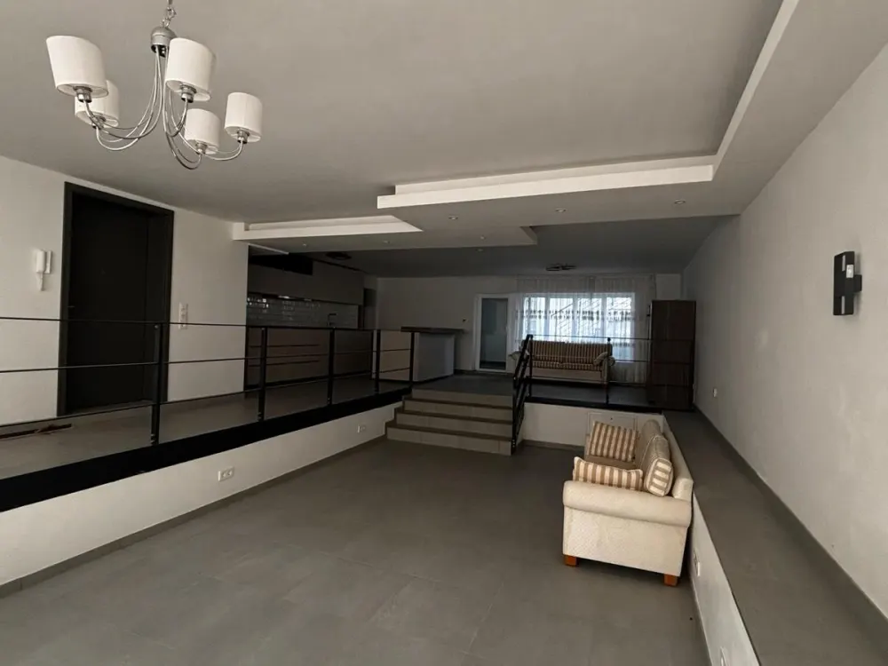 Extravagante 1-Zimmer Souterrainwohnung in Korschenbroich