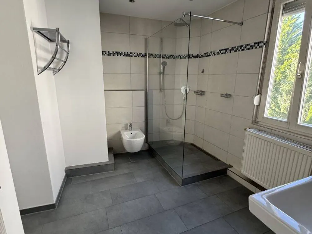 Traumhafte 3,5 Zimmer Dachgeschoss-Maisonette Wohnung in Feuerbach