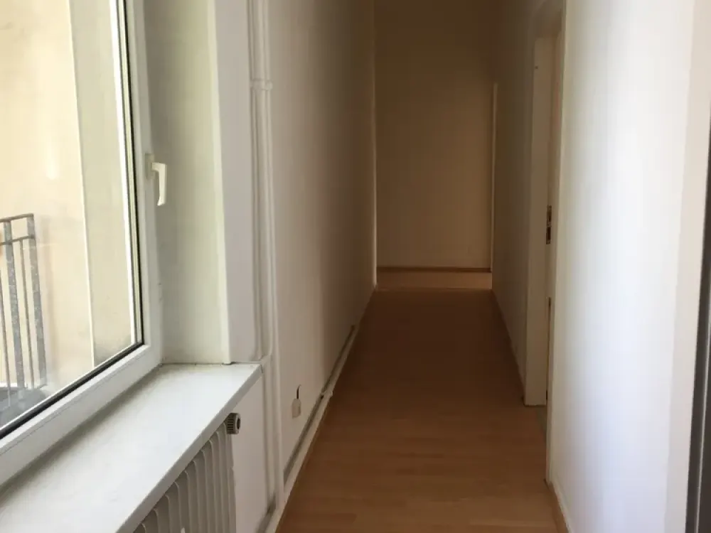 Schöne fünf Zimmer Wohnung in Saarbrücken in Nauwieser Viertel