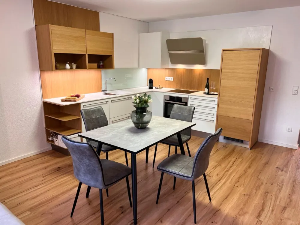 2 Zi. Wohnung ab 01.11.26 bis max. 31.04.27 in Friedrichshafen