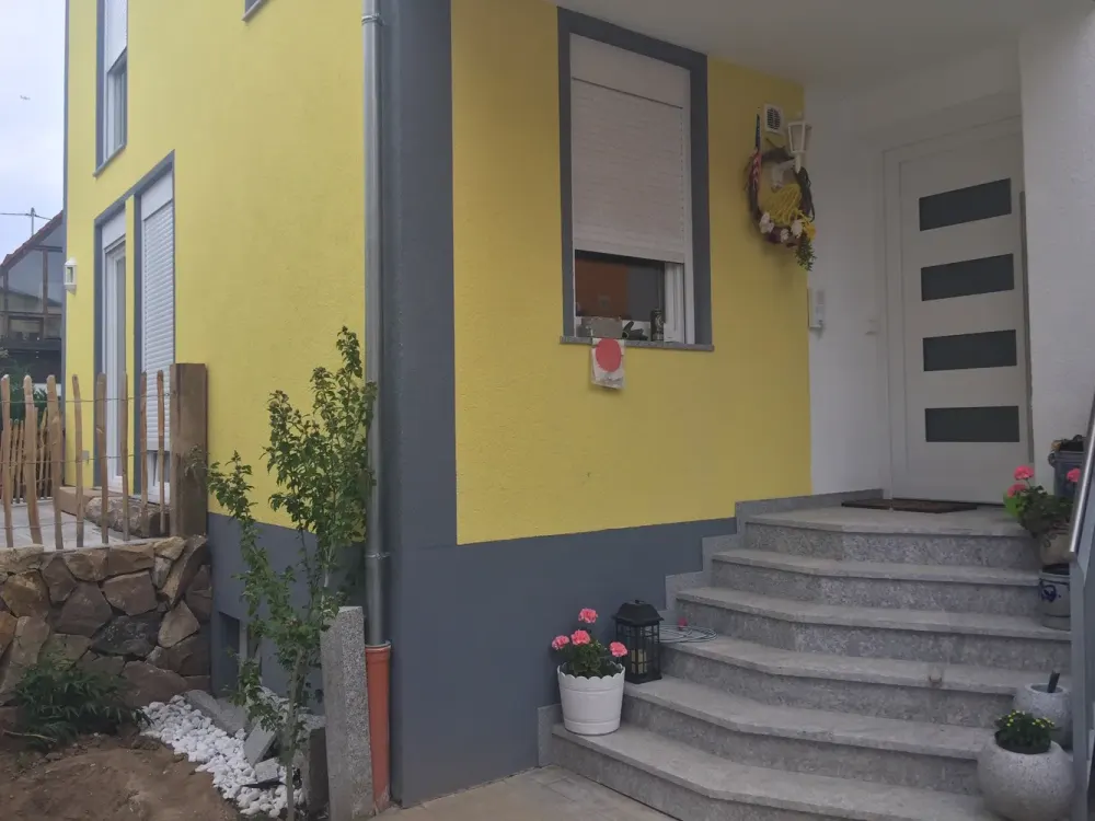 Zwei-Zimmer-Wohnung mit Terrasse in Wallau