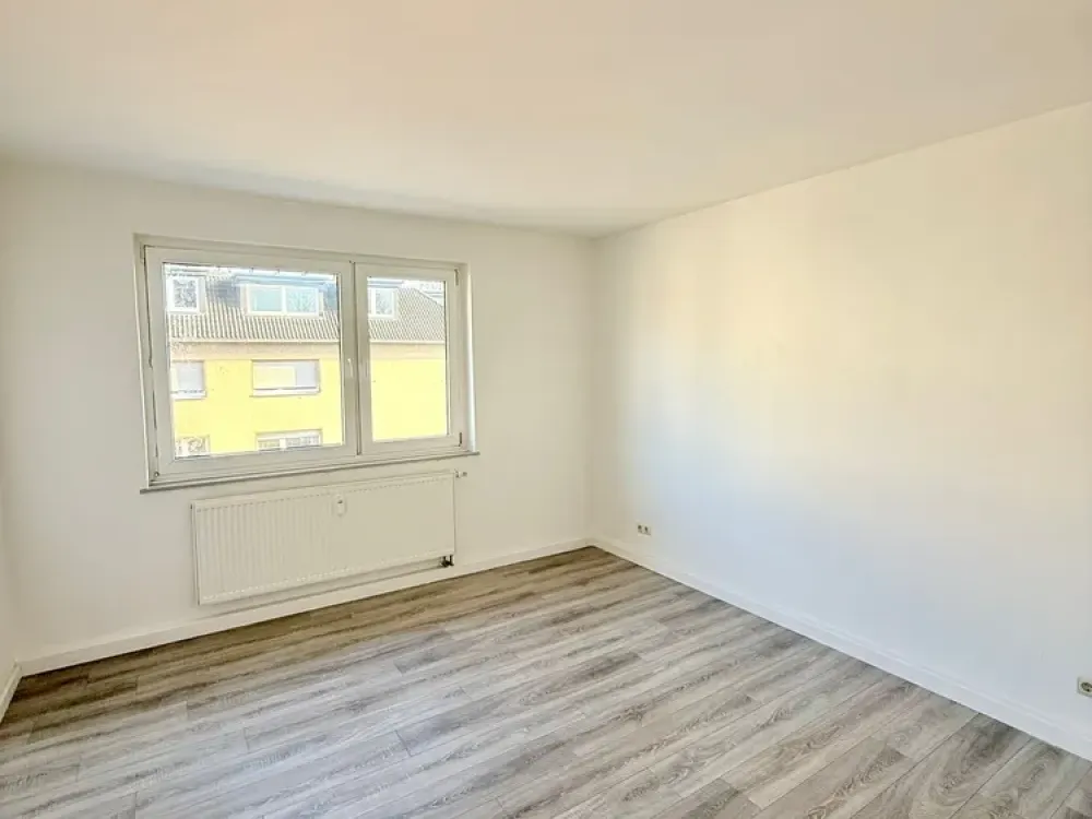 Lichtdurchflutete 3-Zimmer Wohnung | Zentral & mit guter Anbindung