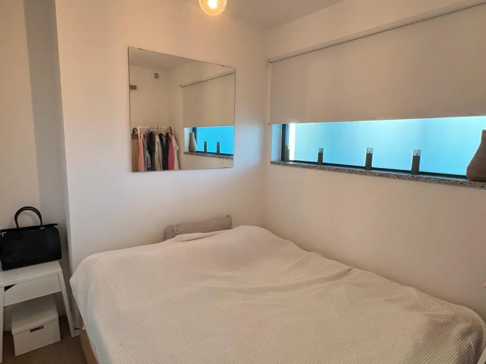 Hochwertig möblierte 2-Zi Wohnung + Balkon zentral. Für 1 Jahr
