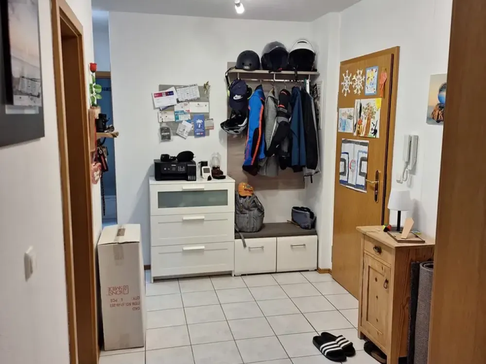 Gepflegte 3-Zimmer-Wohnung mit überdachtem Stellplatz