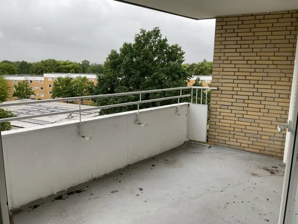Moderne und helle 3-Zimmer-Wohnung mit großem Balkon