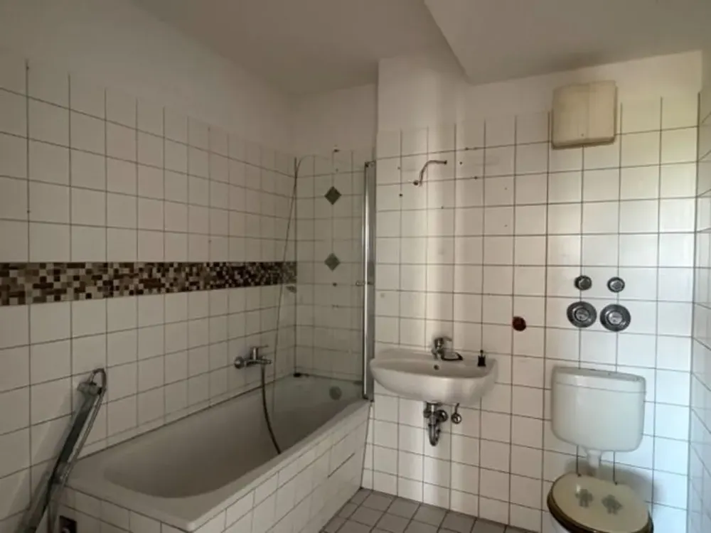 Single-Apartment mit Balkon und Wannenbad - leider ohne Aufzug!