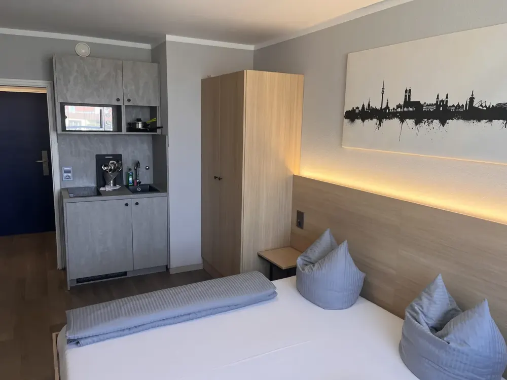 Moderne 1-Zimmer Wohnung mit Balkon in Milbertshofen, München