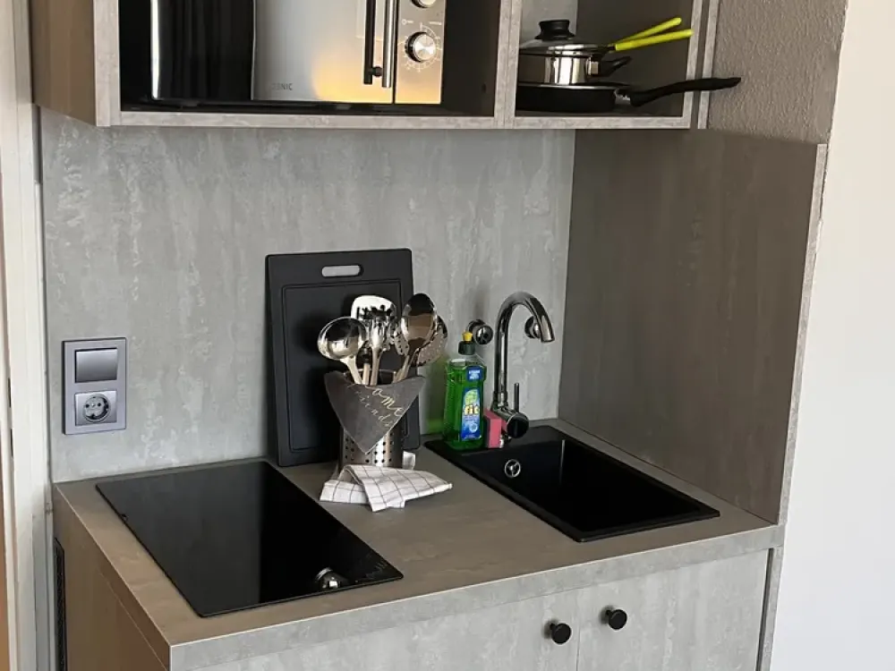 Moderne 1-Zimmer Wohnung mit Balkon in Milbertshofen, München