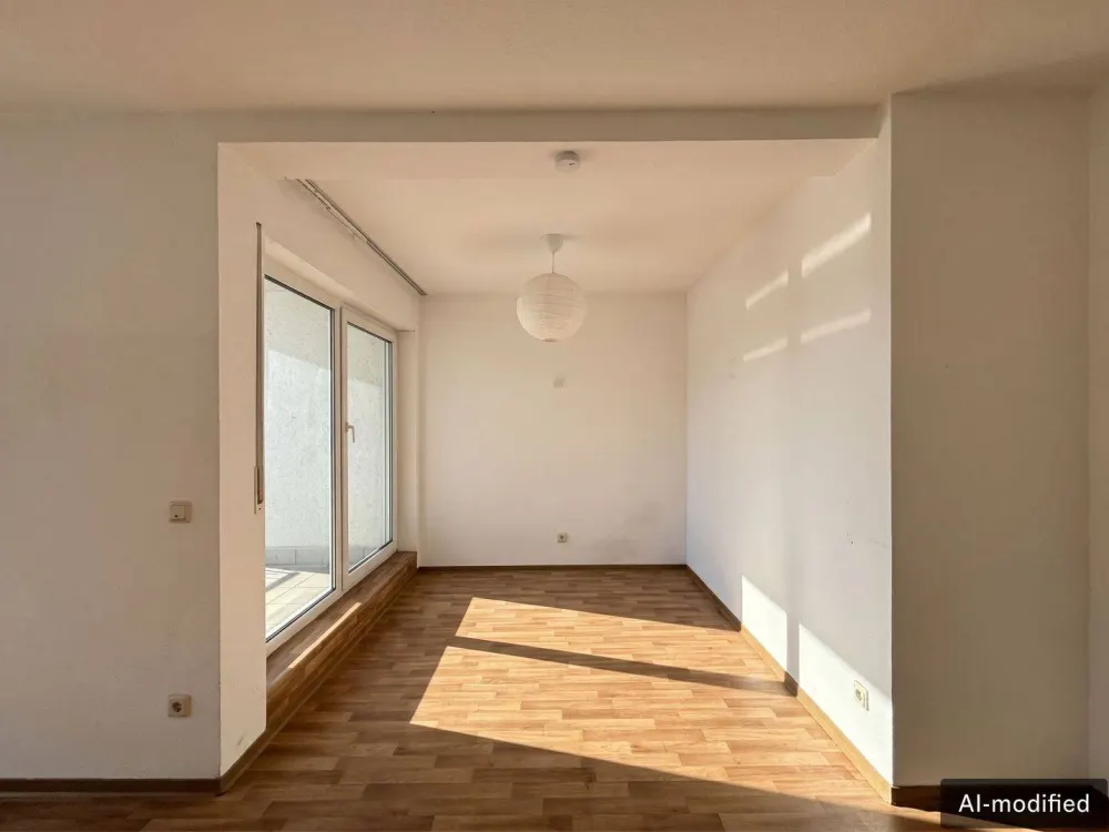 Charming Two-Room Apartment with Balcony and Loggia!