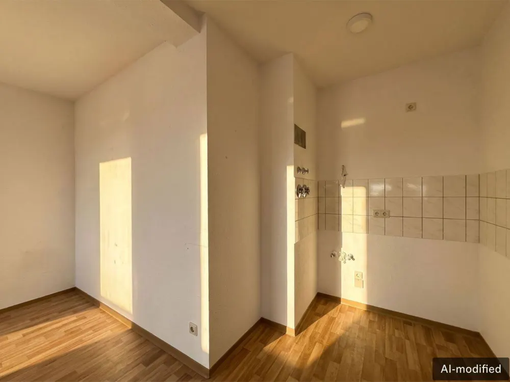 Charming Two-Room Apartment with Balcony and Loggia!