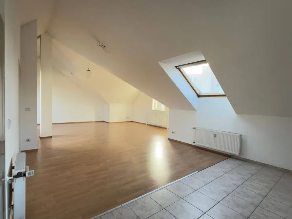Wunderschöne 4-Zimmer Wohnung, ruhig & doch zentral