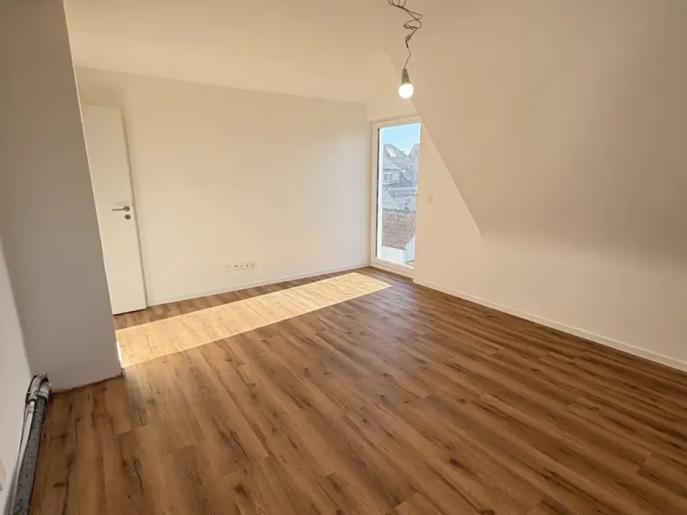 NEU GEDACHT, KOMPLETT SANIERT IN ASPERG