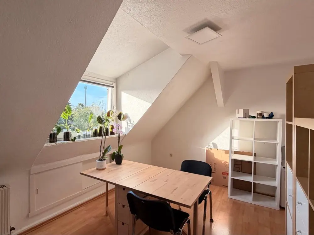 Helle Wohnung Dachgeschoss Dortmund Oespel in Uninähe & Indupark