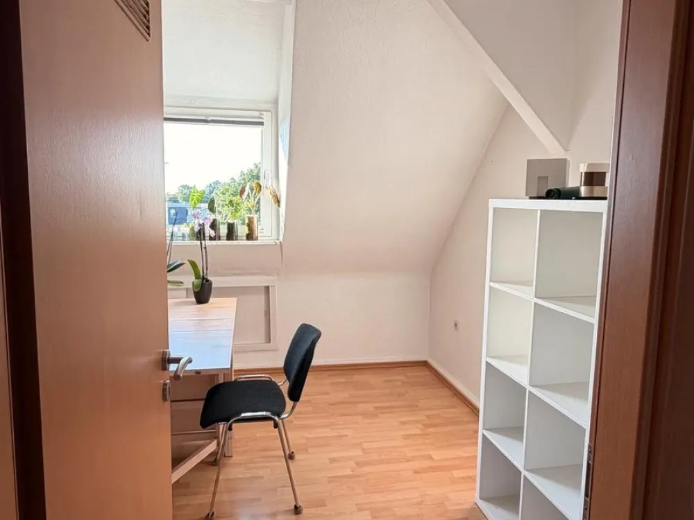 Helle Wohnung Dachgeschoss Dortmund Oespel in Uninähe & Indupark