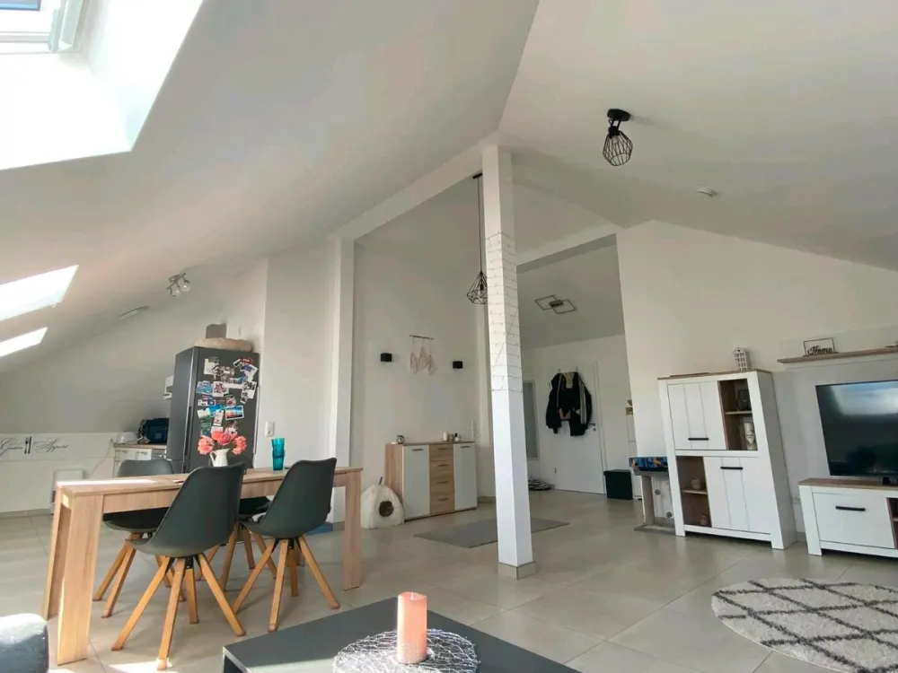 Gudensberg Steinzeitsiedlung 2,5 Zimmer offene Küche 750 €