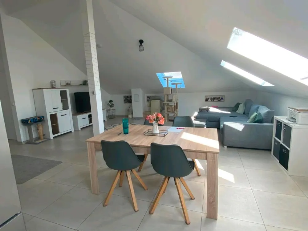 Gudensberg Steinzeitsiedlung 2,5 Zimmer offene Küche 750 €