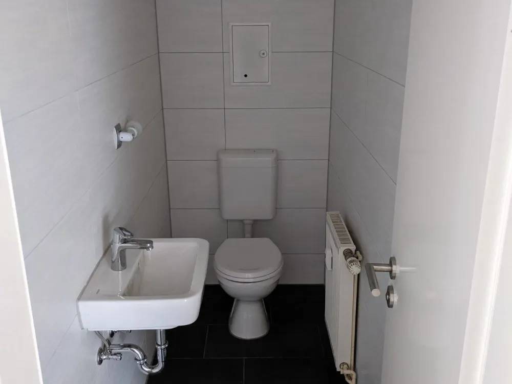 Large 4-Room Apartment, Renovated, Balcony & Old Town View from 1 Dec 26