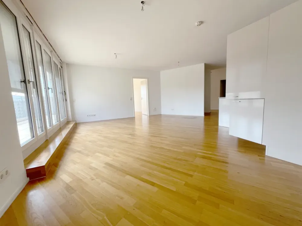 Ihr exklusives Zuhause über den Dächern des Europaviertels