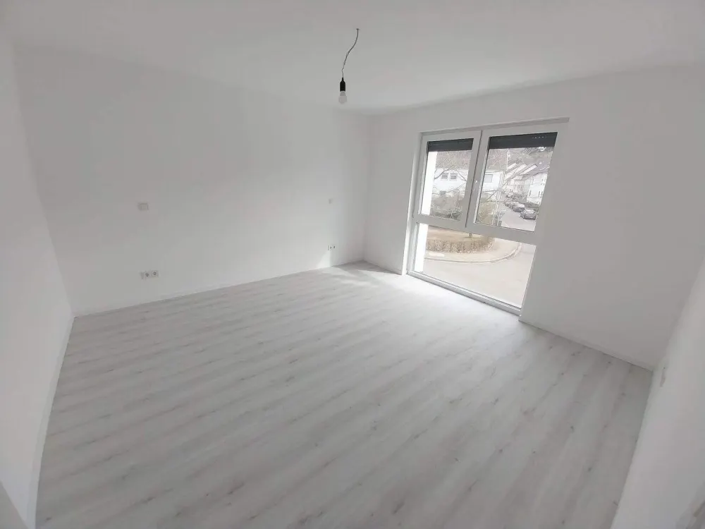 Saarbrücken -Bübingen, Erstbezug nach Kernsanierung: noch 3 schöne, helle, moderne 3-ZKB, Balkon