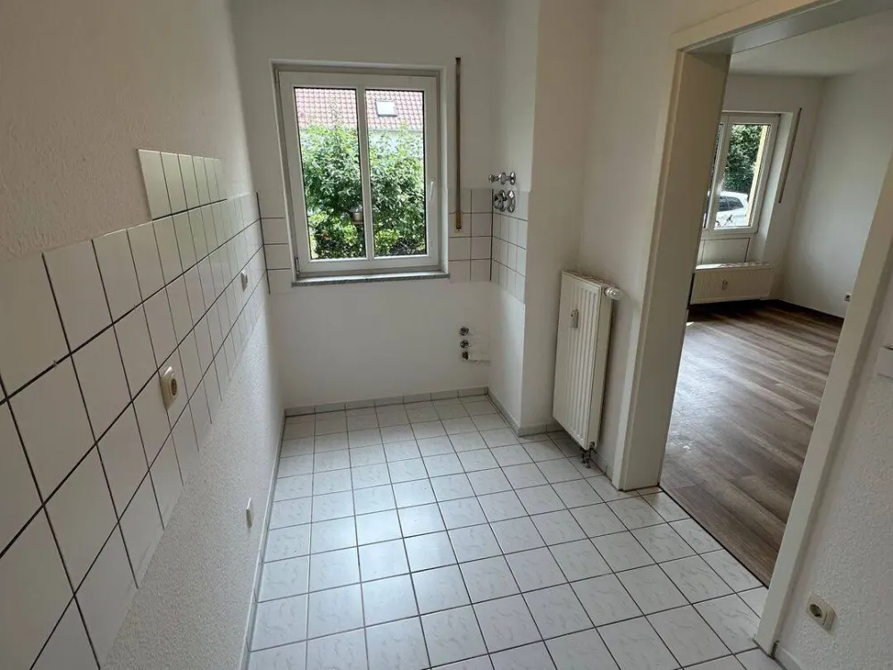 1-Zimmer-Whg. mit separater Küche, Terrasse und neuem Bad