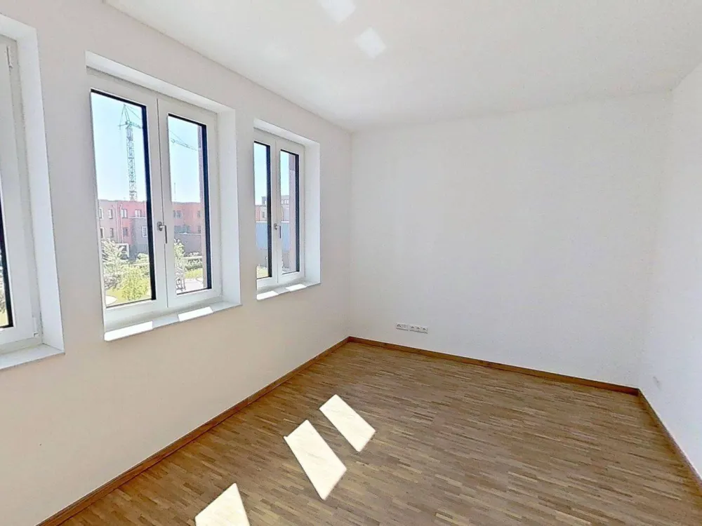 Wundervoll helle 3-Zimmer-Neubauwohnung mit EINBAUKÜCHE und LOGGIA in Hannover-Bemerode