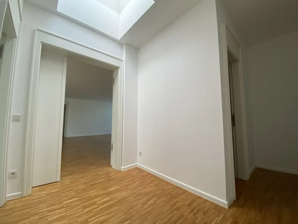 Exklusive großzügige 4-Raumwohnung mit Sauna / fußläufig zum Brandenburger Tor