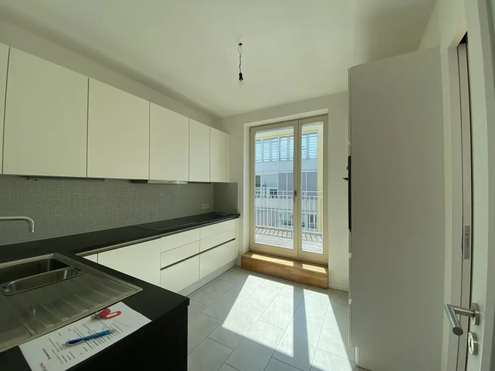 Exklusive großzügige 4-Raumwohnung mit Sauna / fußläufig zum Brandenburger Tor