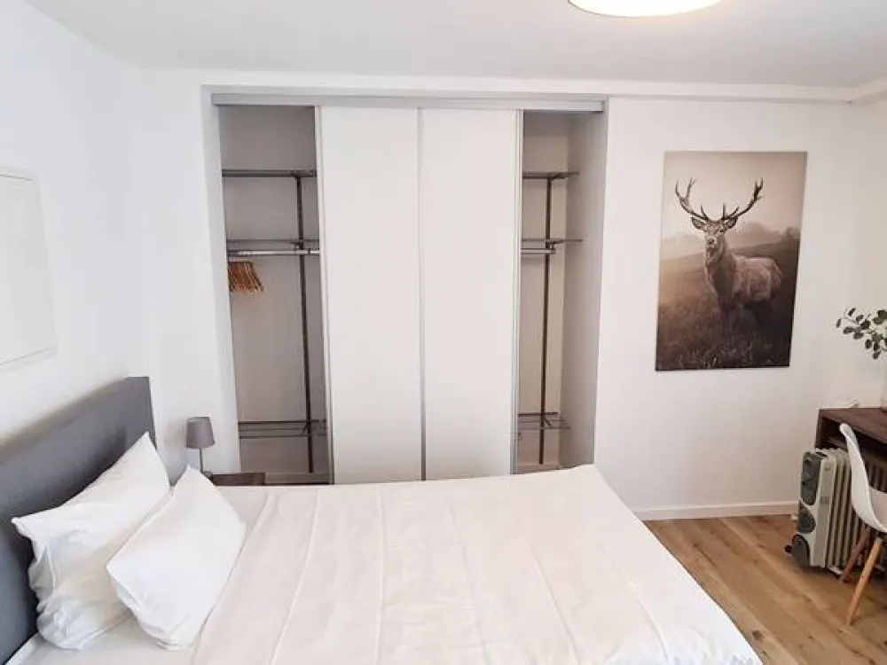 GRUNDform-Immobilien ! Lust zum Wohnen ? Komplett möbliert - gemütlich - Mitten im Geschehen !
