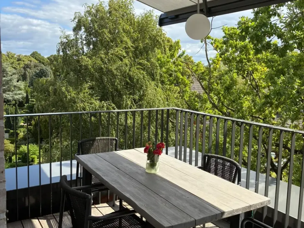 Modernes voll/teilmöbliertes Penthouse in Hamburg Stellingen, Bezirk Eimsbüttel