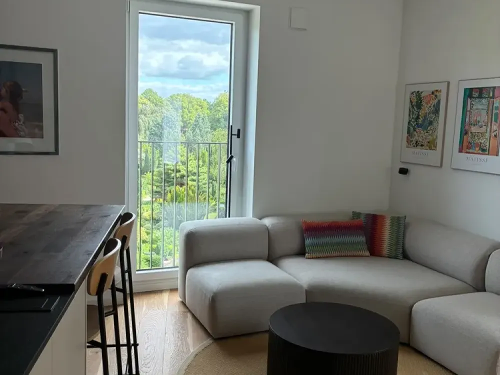 Modernes voll/teilmöbliertes Penthouse in Hamburg Stellingen, Bezirk Eimsbüttel