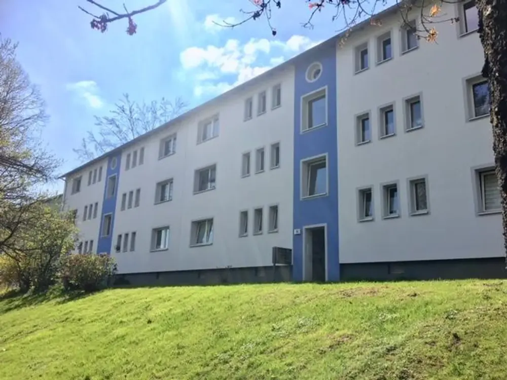 Gemütliche 2-Zi.-Whg. mit EBK und sonnigem Balkon