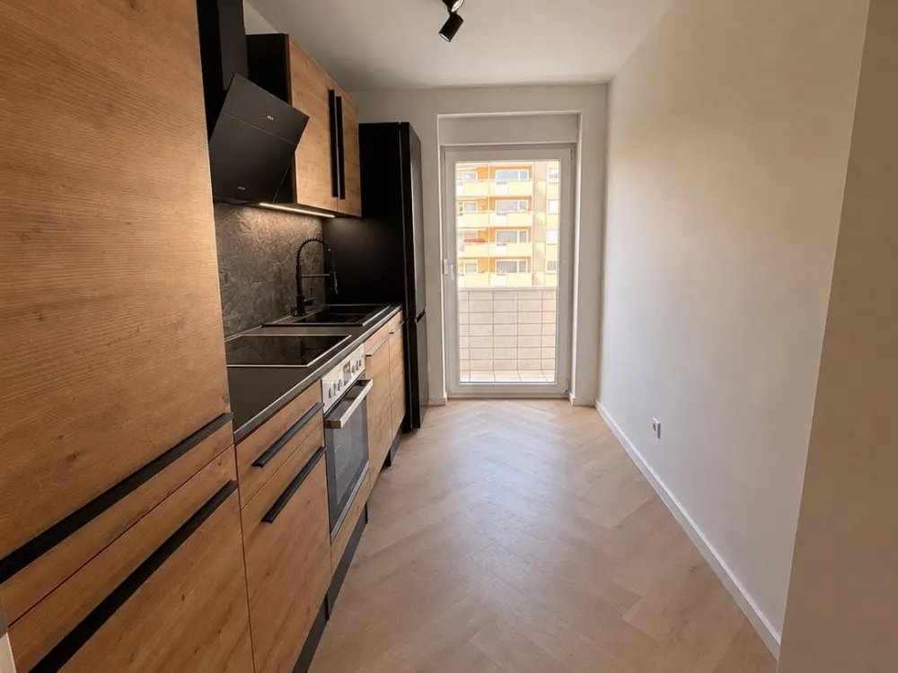 NEU sanierte 3 Zimmer Wohnung Maxfeld Nürnberg (teilmöbliert)