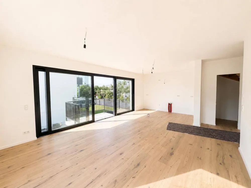 Top 3 Zimmer Wohnung mit Dachterrasse