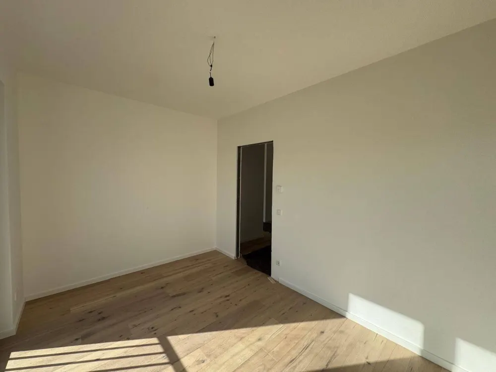 Top 3 Zimmer Wohnung mit Dachterrasse