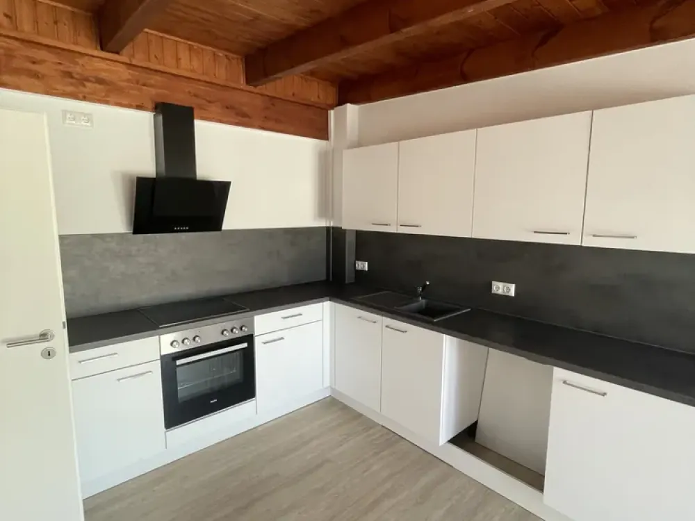 Bright 4-Room Apartment for Families or Couples in the Attic