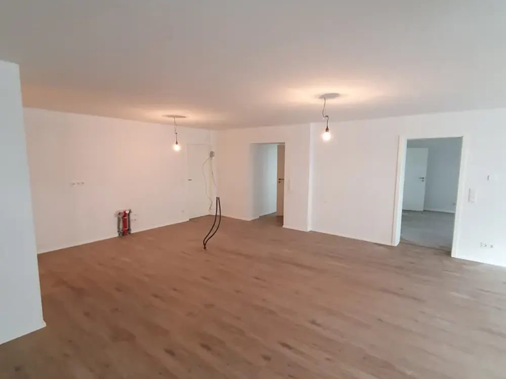 Sehr schöne A + 3-Zimmer-Wohnung in Bergisch Gladbach - Herkenrath
