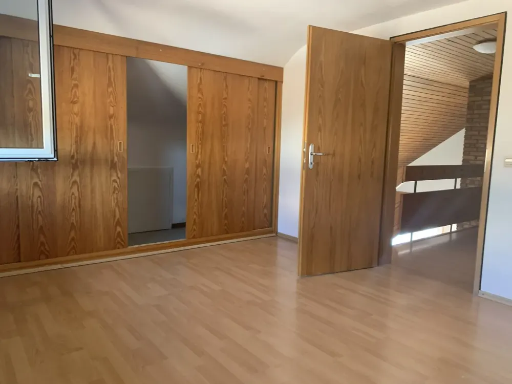 großzügige helle 5,5-Zimmer Wohnung inkl. Galerie