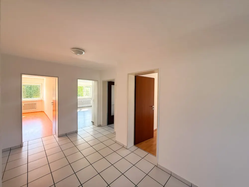 Attraktive 4-Zimmer-Wohnung mit Balkon und Stellplatz in Lindau-Reutin
