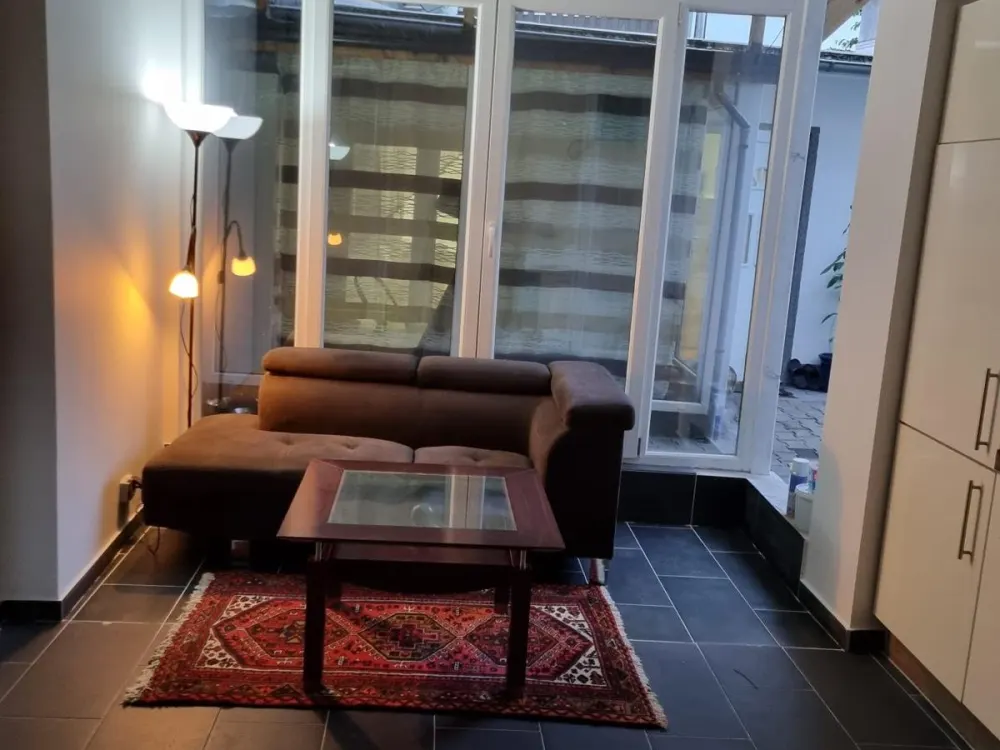 1-Zimmer-Wohnung Hastedt 35 qm,möbiliert,WLAN, Warm 750€ 01.08.26