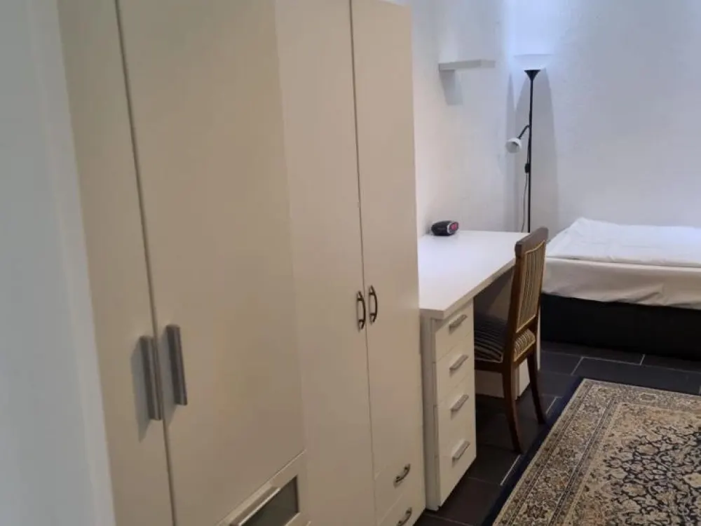 1-Zimmer-Wohnung Hastedt 35 qm,möbiliert,WLAN, Warm 750€ 01.08.26