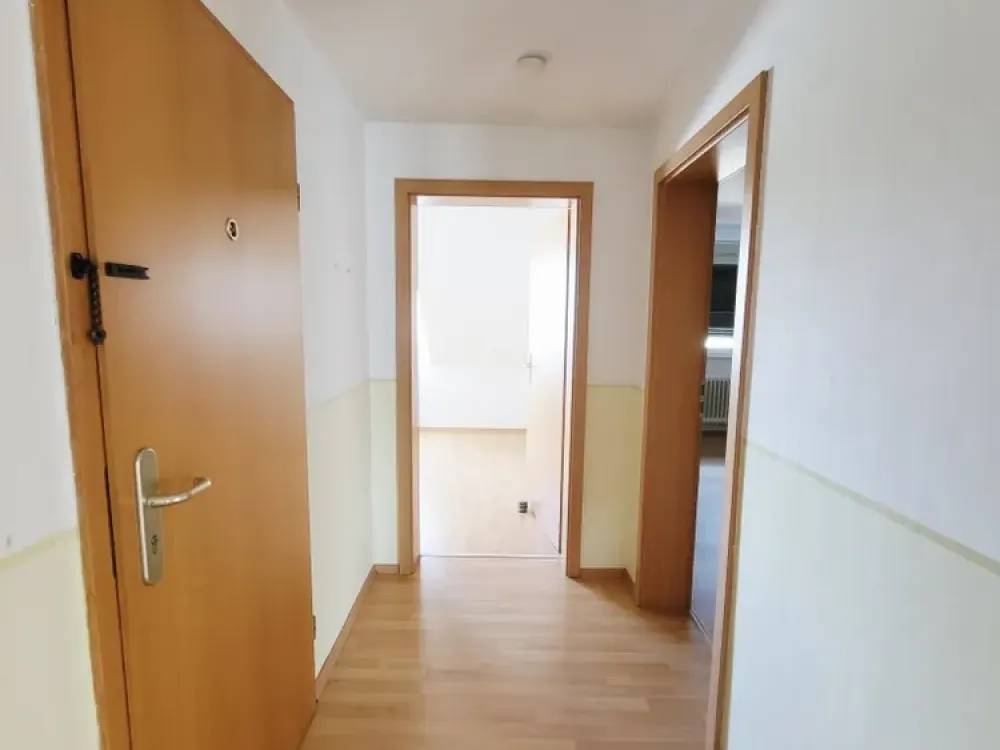 Helle Dachgeschosswohnung in guter Lage