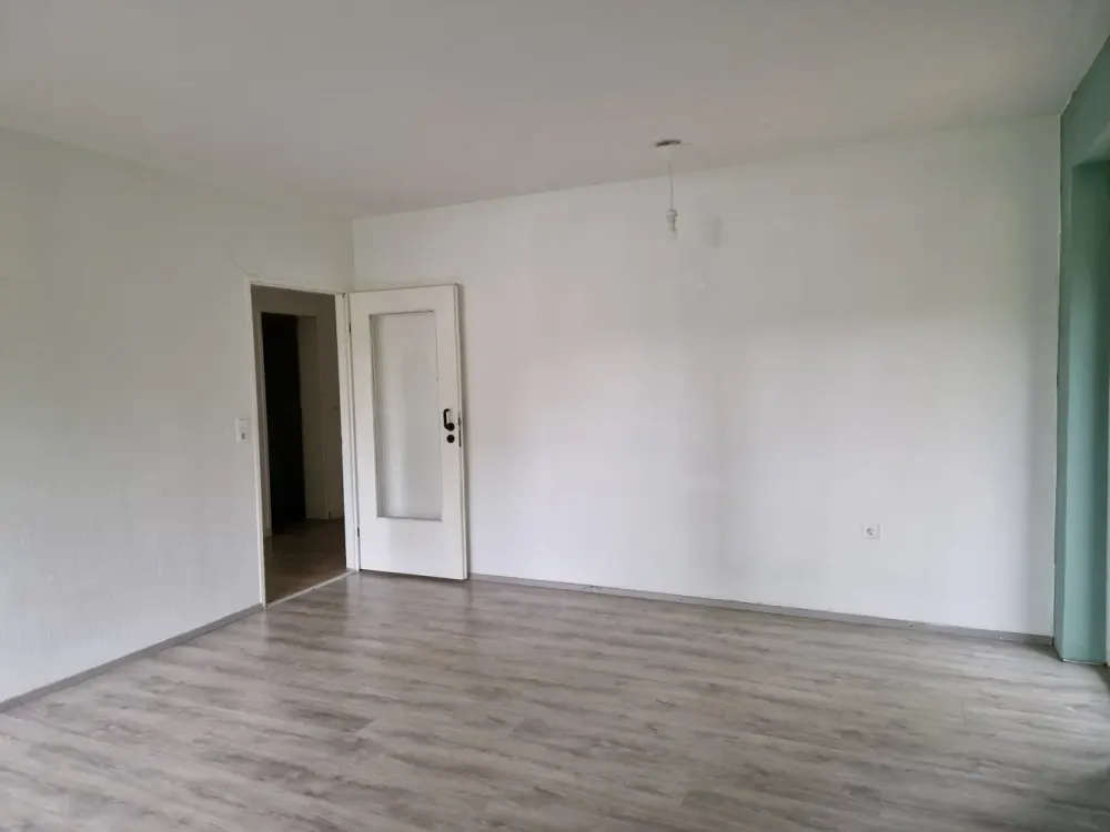 Zuhause mit zwei Zimmern und Balkon in Sarstedt