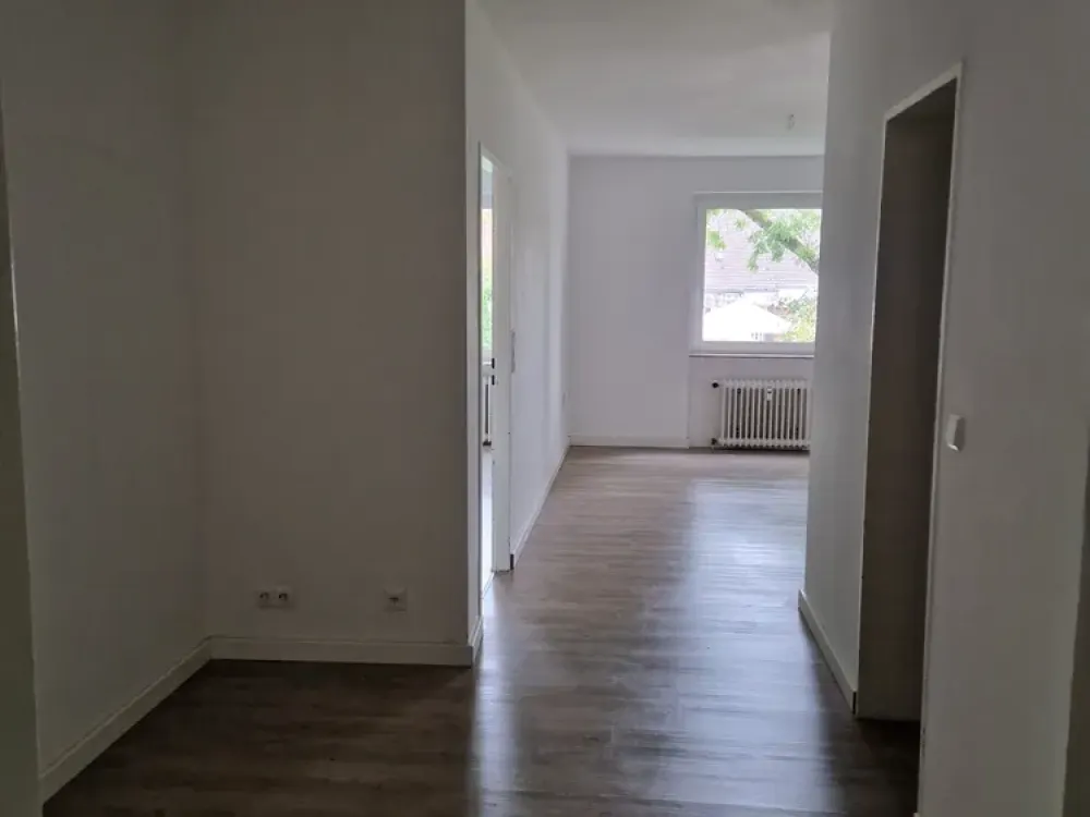 Zuhause mit zwei Zimmern und Balkon in Sarstedt