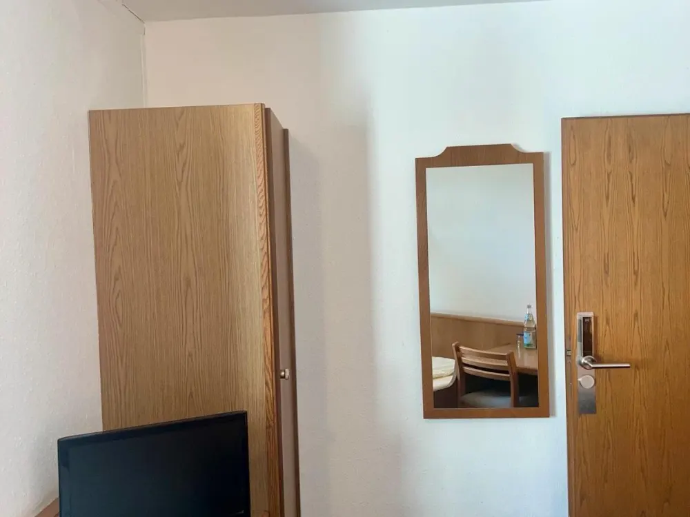 Hotelzimmer zu Wohnzwecken zu vermieten