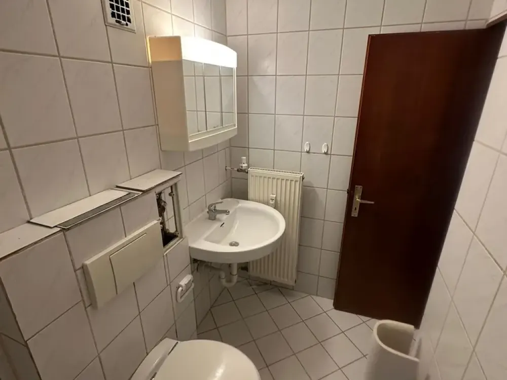 Charmante 1 Zimmer Wohnung mit Aufzug und Küche