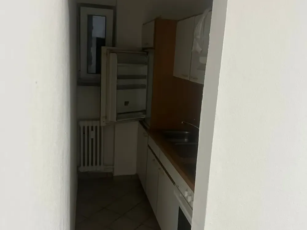 Charmante 1 Zimmer Wohnung mit Aufzug und Küche
