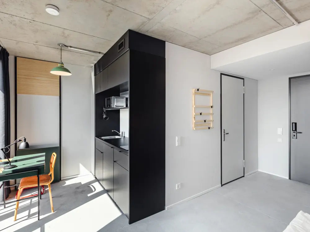 Neon Wood Student Housing - Penthouse Apartment in Berlin, Mitte-Wedding