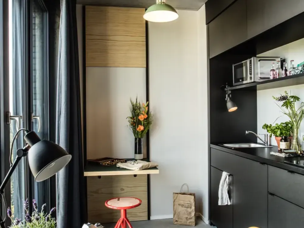 Neon Wood Student Housing - Penthouse Apartment in Berlin, Mitte-Wedding