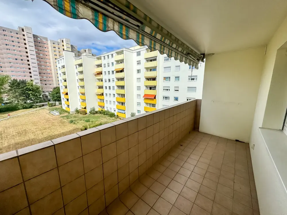 Große 2-Zimmer-Wohnung in zentraler Lage von Schwalbach!