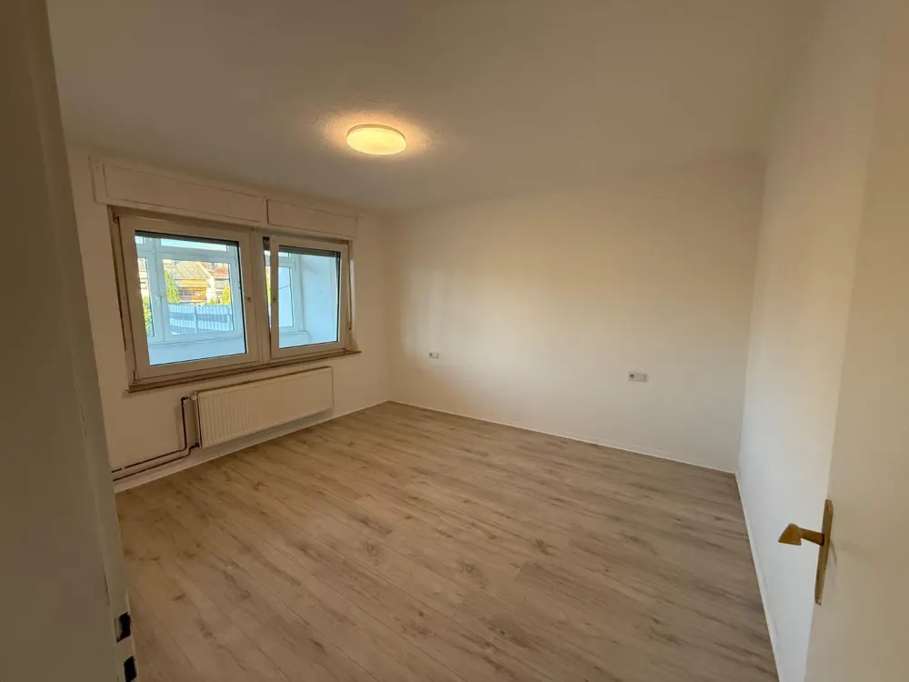 2 ZKB Wohnung (75 m²) mit Wintergarten in Saarlouis - Fraulautern